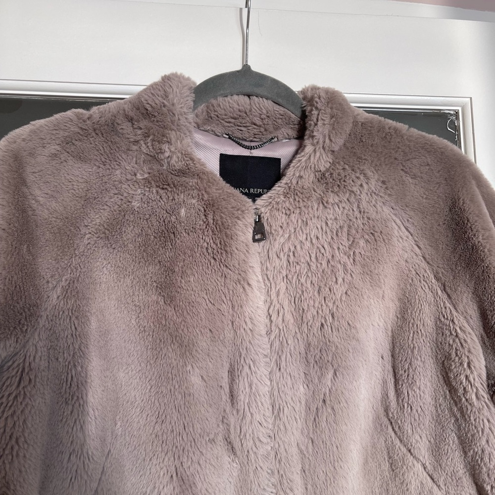 Banana Republic Taupe Faux Fur Jacket - Picture 3 of 5
